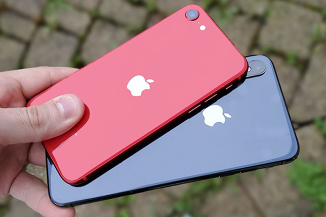 Chọn iPhone SE hay iPhone XS likenew khi giá ngang tầm? - 1