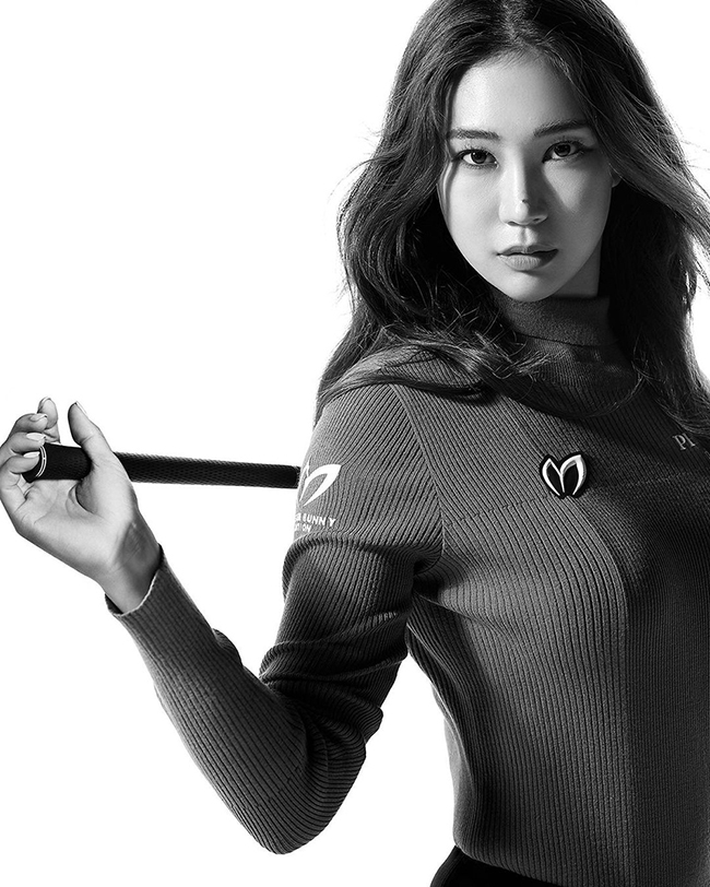 Dù là golf thủ Hàn Quốc nhưng Yoo Hyun Ju lại có lượng fan không hề nhỏ đến từ Trung Quốc.
