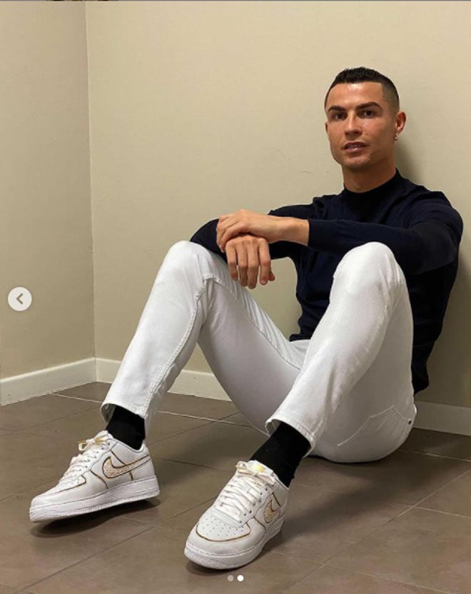 Ronaldo tính bỏ Juventus tìm bến đỗ mới, trổ tài lạ kiếm bộn tiền ra sao? - 4