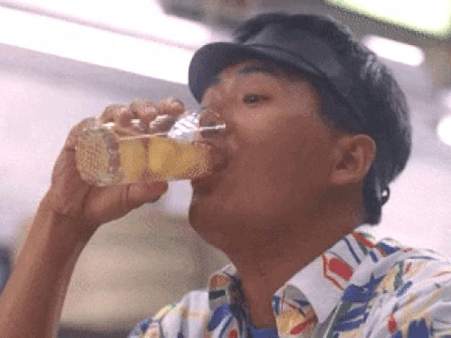 Phim - Phim Trung Quốc lừa khán giả, diễn viên đóng cảnh ăn uống bi hài khủng khiếp thế này đây