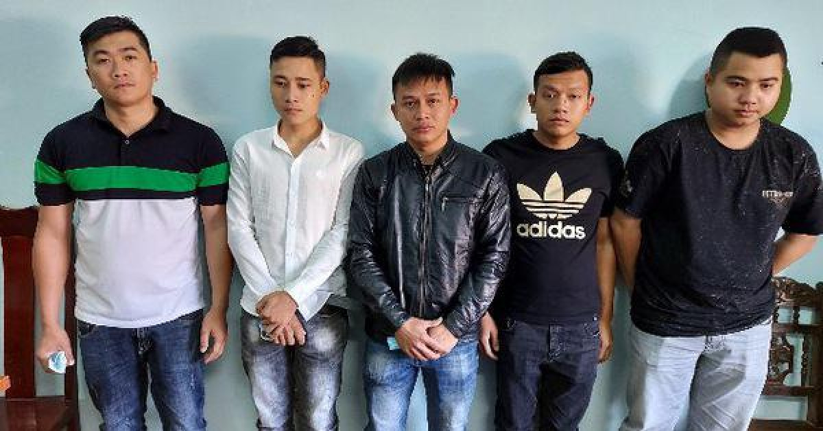 Pháp luật - Lộ diện nhóm người được tài xế xe Kim Liên gọi đến hành hung xe An Phát