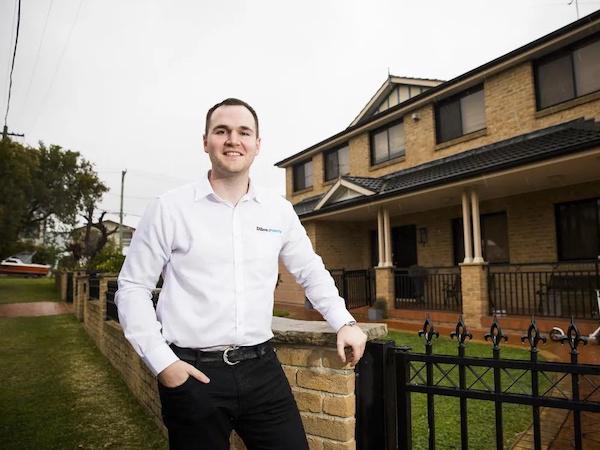 Anh Eddie Dilleen sở hữu 29 bất động sản khi mới 29 tuổi. Ảnh: Real Estate