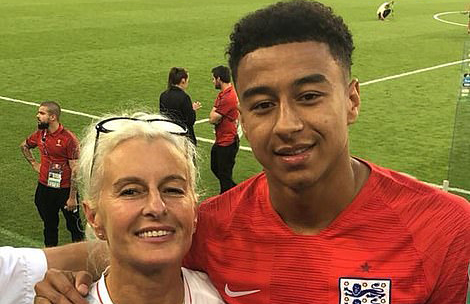 Jesse Lingard hot nhất Ngoại hạng Anh, giúp West Ham đe dọa MU đoạt top 4? - 5