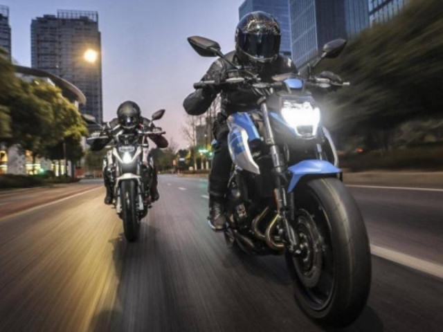 Thế giới xe - Cận cảnh mô tô thể thao CFMoto 400NK 2020, giá hơn 90 triệu đồng