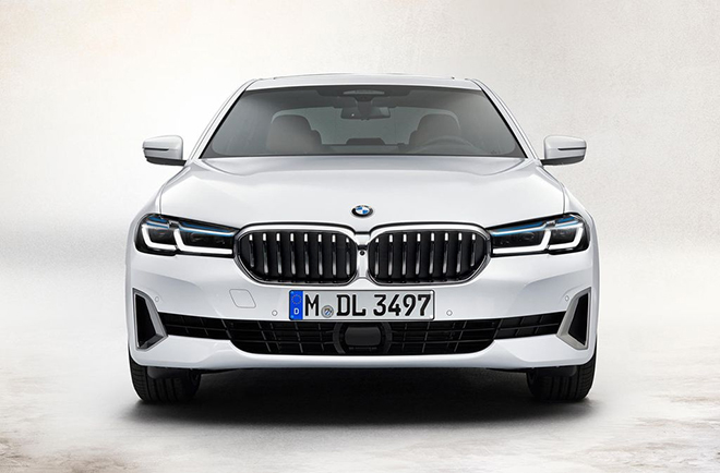 BMW 5-Series mới sắp có mặt chính hãng ở Việt Nam - 1
