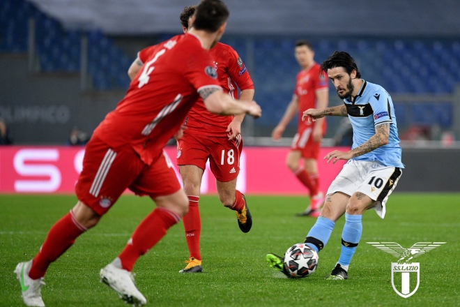 Tưng bừng Cúp C1: Lewandowski giúp Bayern "hủy diệt" Lazio trên đất Italia - 7