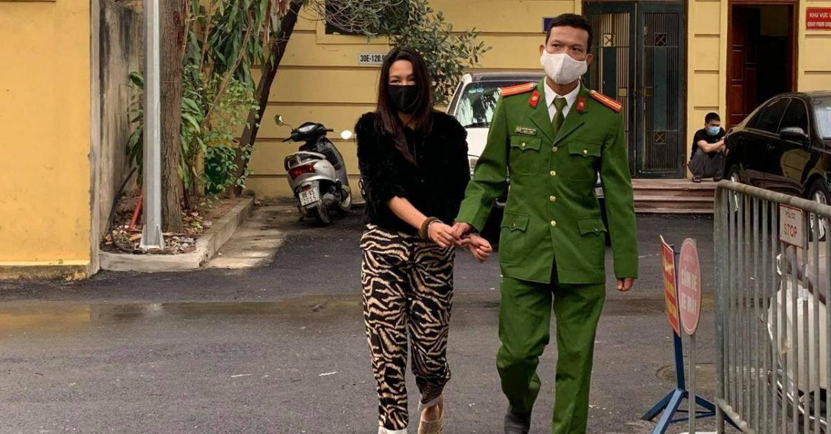 Pháp luật - Ế khách do dịch Covid-19, bà chủ cơ sở massage lên facebook mai mối bán dâm