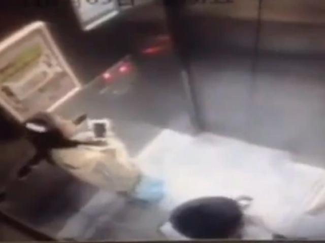 Pháp luật - Sàm sỡ thai phụ xinh đẹp trong thang máy, gã đàn ông gặp cái kết "đắng"