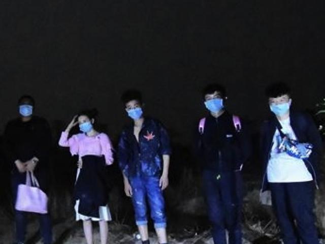 Tin tức trong ngày - Phát hiện 5 người Trung Quốc nhập cảnh trái phép vào Việt Nam