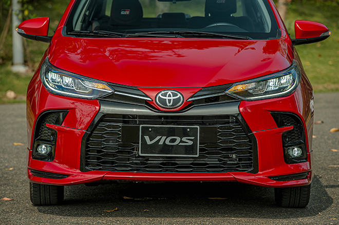 Chi tiết Toyota Vios GR-S hầm hố trong gói nâng cấp thể thao, giá 630 triệu đồng - 7