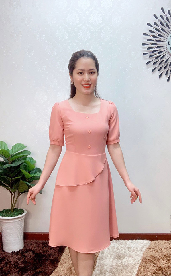 Một trong những mẫu trang phục hot của Miranda