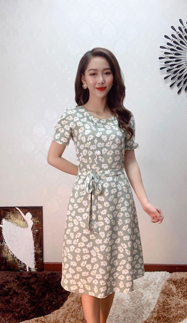 Sự thanh lịch, trẻ trung của thời trang Miranda