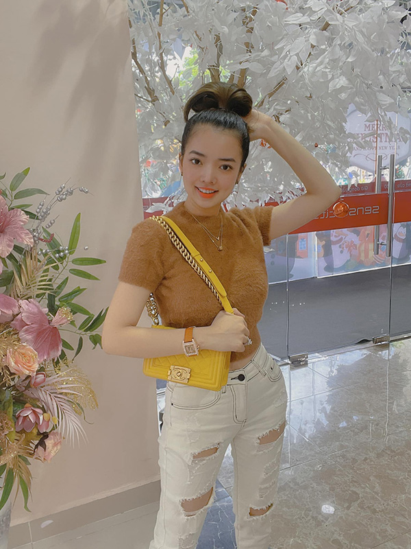 Shop Diễm Trang Nguyễn của cô chủ xinh đẹp 9x với phong cách thời trang sành điệu hút khách tại Cần Thơ - 3