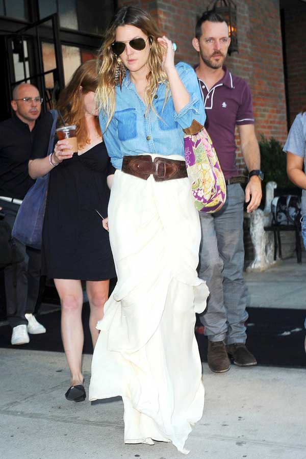 Sự thay đổi style từ phóng khoáng sang thanh lịch của "thiên thần Charlie" - 10