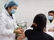 Sức khỏe đời sống - Đề xuất Bộ Y tế phê duyệt 2 vắc-xin phòng COVID-19 của Mỹ và Nga