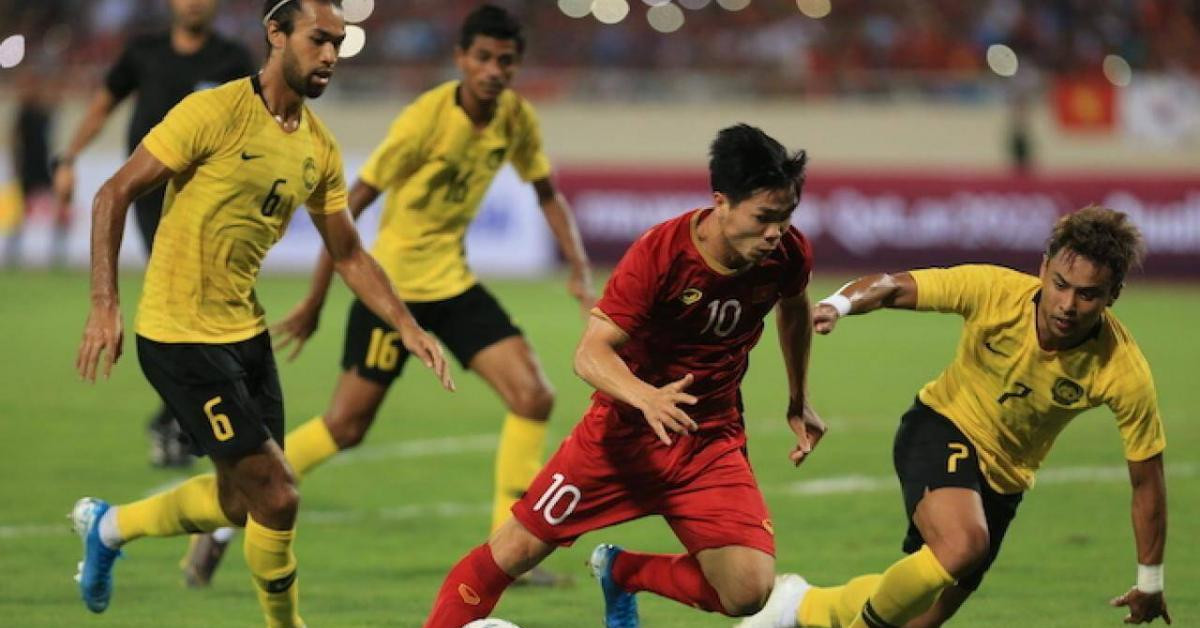 Bóng đá - "Giật mình" với tiền đạo kình địch tuyển Việt Nam sắp nhập tịch