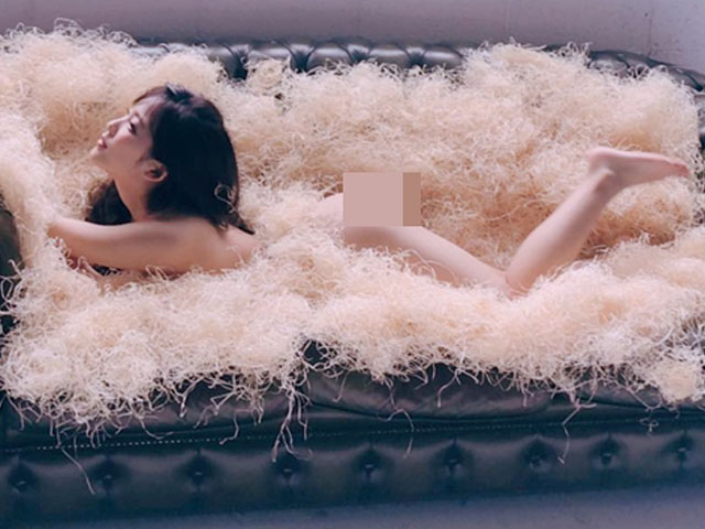 Làm đẹp - Bí quyết làm đẹp của 2 nàng mẫu "nấm lùn" xứ phù tang