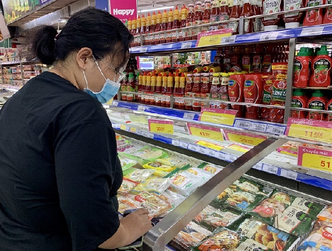 Các món chay làm sẵn&nbsp;tại siêu thị cũng được nhiều khách hàng lựa chọn trong ngày rằm