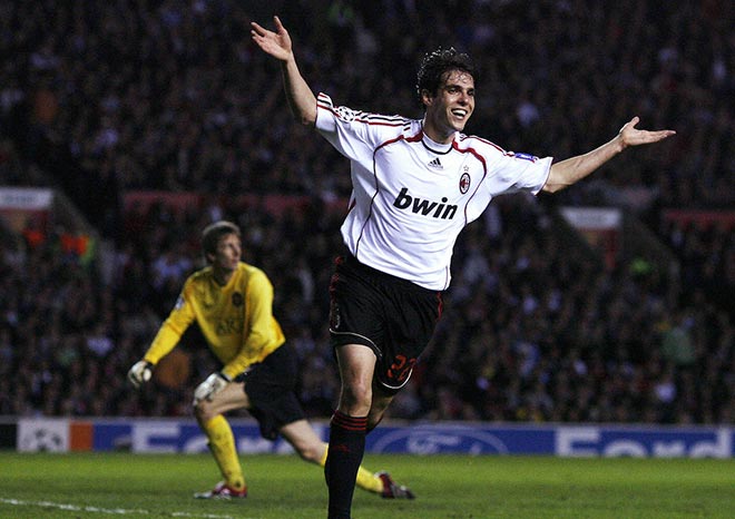 Kaka hủy diệt MU ở bán kết Champions
League năm 2007 trước khi đưa AC Milan tới chức vô địch