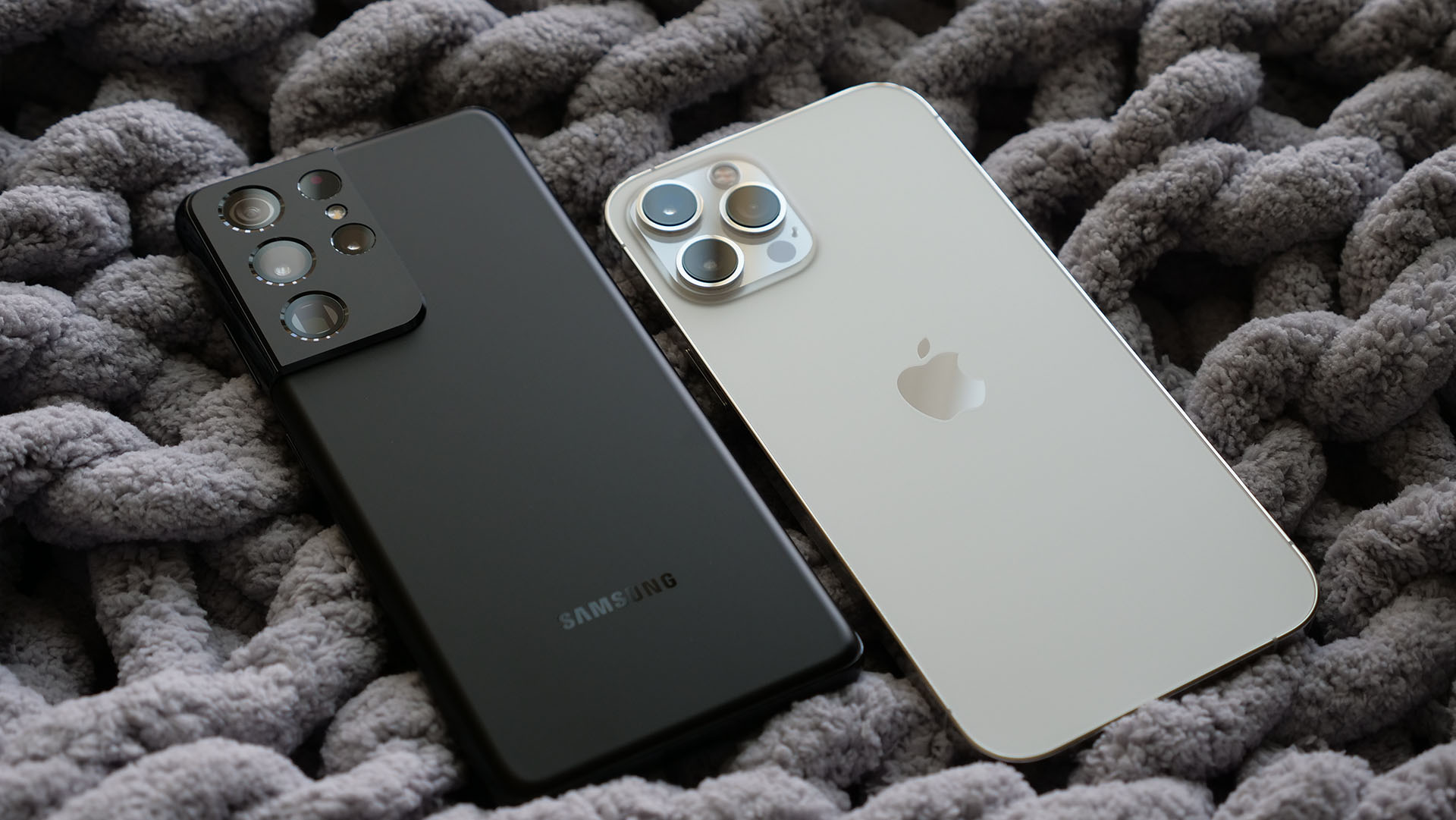 iPhone 12 Pro Max vs Galaxy S21 Ultra: Đâu mới là "trùm" smartphone? - 7