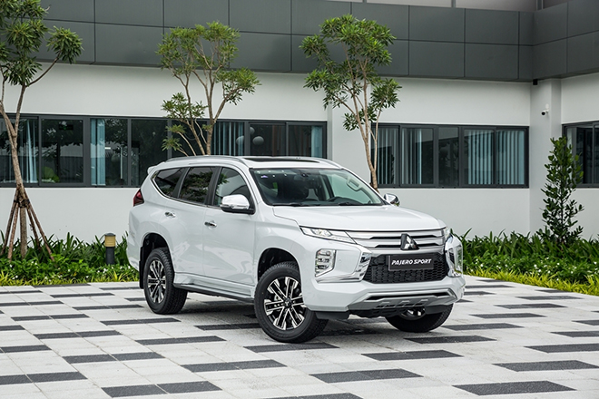 Giá xe Mitsubishi Pajero Sport lăn bánh tháng 2/2021 - 3