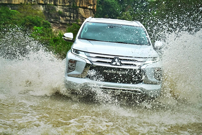 Giá xe Mitsubishi Pajero Sport lăn bánh tháng 2/2021 - 4