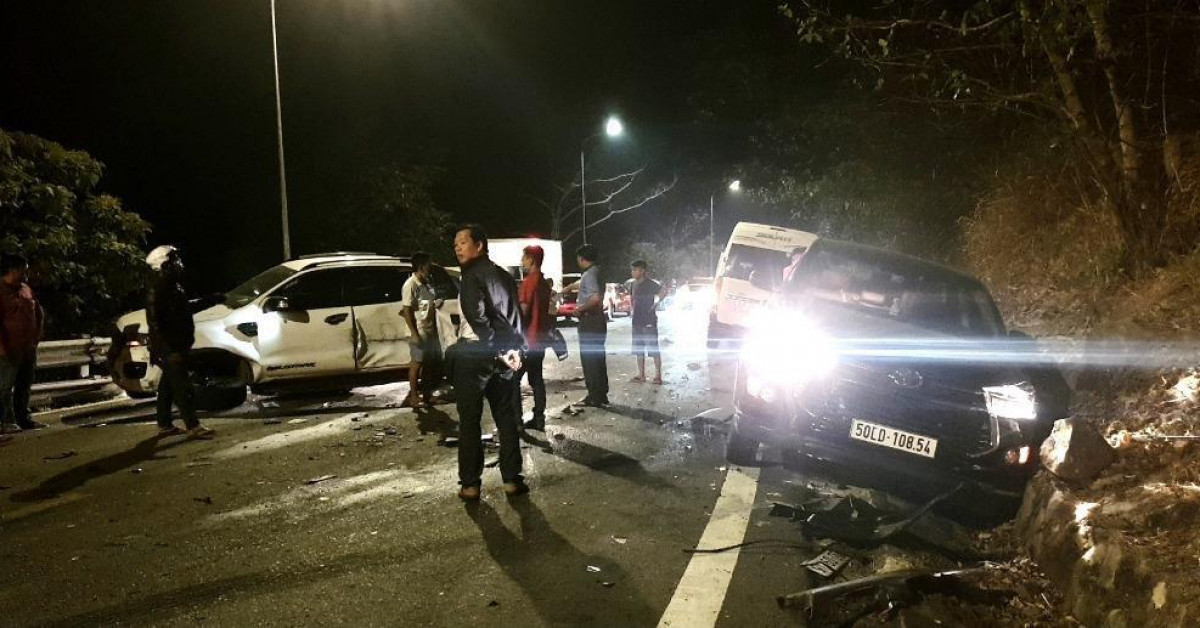 Tin tức trong ngày - Công an làm việc với 6 tài xế vụ tai nạn trên đèo Bảo Lộc