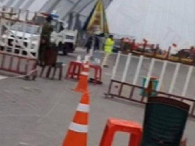 Tin tức trong ngày - Xe chở hàng vẫn phải quay đầu tại chốt kiểm soát QL18 qua TX Đông Triều