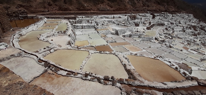 Mỏ muối ở Cusco, Peru.