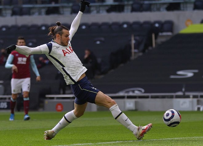 Bale ghi bàn thắng "siêu tốc" vào lưới Burnley