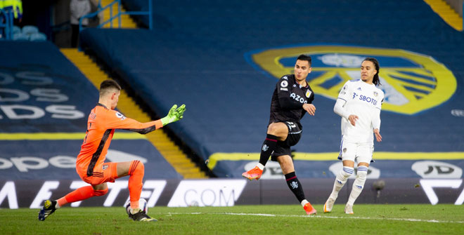 Video Leeds United - Aston Villa: Phủ đầu chớp nhoáng, hú vía phút bù giờ - 1