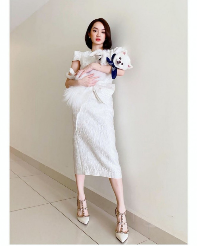 Học Kaity Nguyễn cách chọn trang phục "hack dáng" cực đỉnh, mét rưỡi mà cứ ngỡ mét bảy - 12