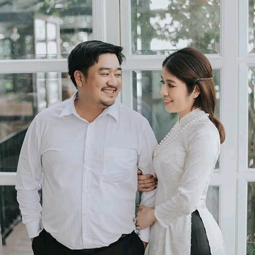 Anh Lâm Phước Khánh và vợ đều là những người yêu thích ẩm thực quê hương.