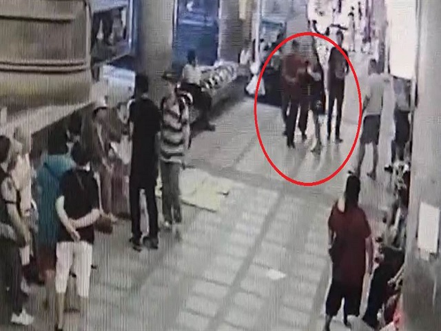 Bạn trẻ - Cuộc sống - Có lòng tốt nhắc bạn trai mới của vợ uống ít rượu, người đàn ông gặp họa