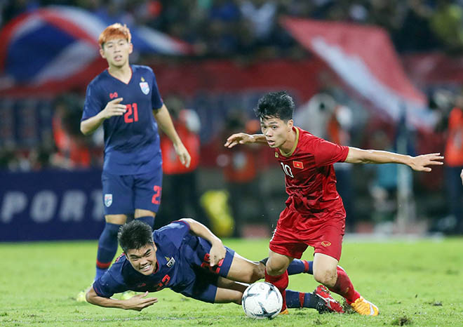 Thái Lan đang quyết đua vé World Cup 2022 khu vực châu Á với ĐT Việt Nam.