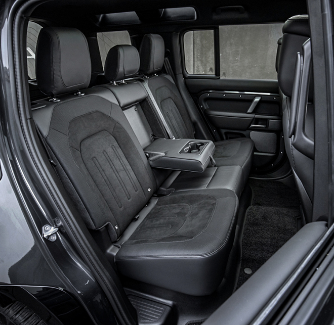 Giới nhà giàu thêm lựa chọn Land Rover Defender động cơ siêu nạp - 14