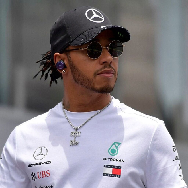 Hamilton thừa nhận bỏ ngỏ khả năng gắn bó lâu dài với Mercedes