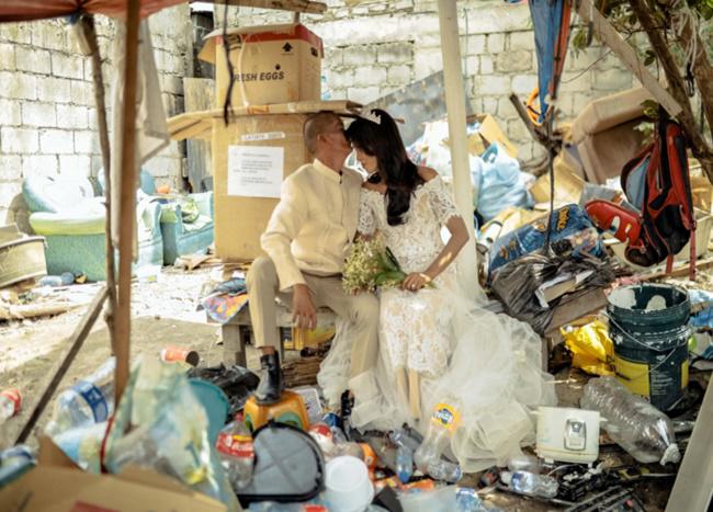 Cặp đôi U60 nhặt ve chai "lột xác" ngoạn mục trong bộ ảnh cưới khiến dân mạng trầm trồ - 7