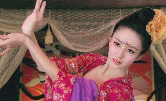 Chi phí cho một tối dạo chơi ở lầu xanh là không hề nhỏ.