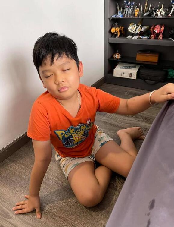 "Cậu ấm cô chiêu" nhà sao Việt lộ khoảnh khắc hài hước "có 1 không 2" - 8