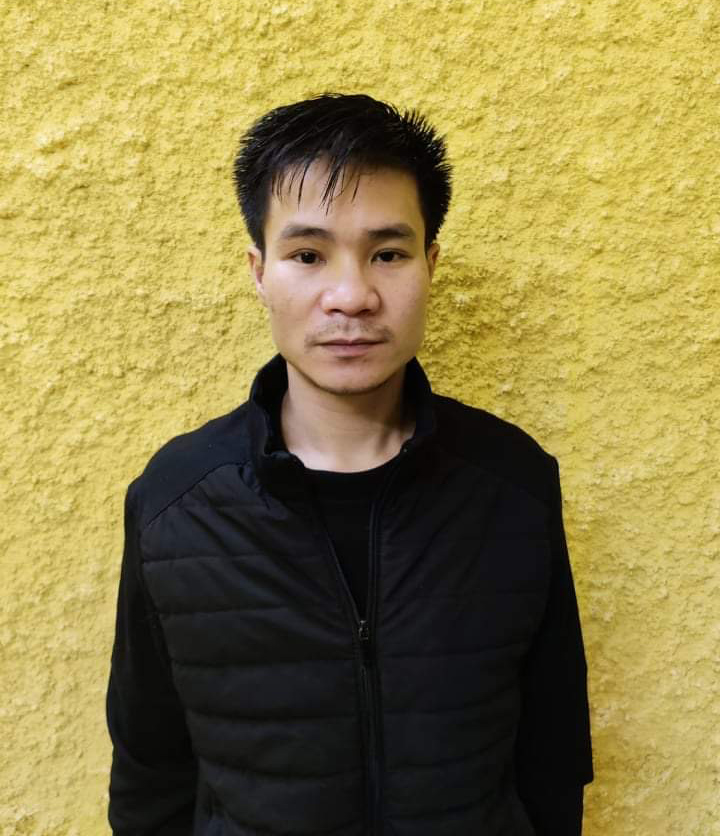Đỗ Duy Ngọc tại trụ sở công an.