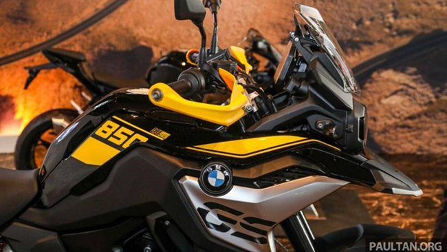 Giá của chiếc BMW F850GS 2021 &#34;40 Years GS Edition&#34; hiện đang ở mức 488 triệu đồng, chưa bao gồm bảo hiểm
