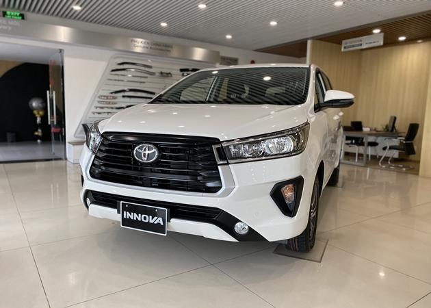 Giá xe Toyota Innova mới nhất 2021: Giá bán và thông số kỹ thuật - 2