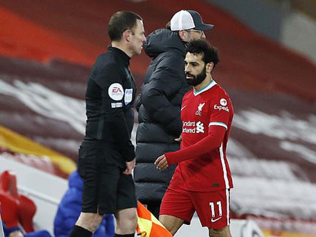 Salah tỏ thái độ với HLV Klopp