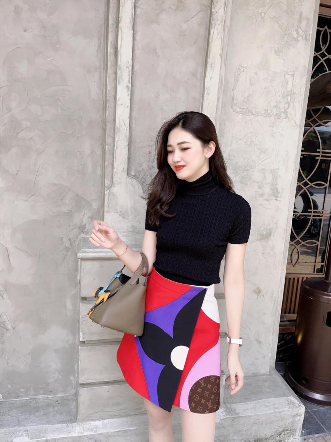 Á hậu Phương Anh đẹp tựa nàng thơ, Ngọc Thảo lên đồ sang chảnh uống cafe trong khu cách ly - 19