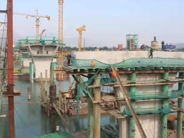 Tin tức trong ngày - Nổ lớn tại công trường cầu Hòa Bình 2, một người tử vong