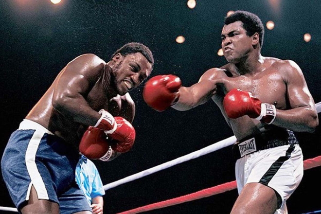 Trận đấu thế kỷ giữa Joe Frazier (trái) và Muhammad Ali cách nay đúng 50 năm. Ảnh: GETTY IMAGES&nbsp;