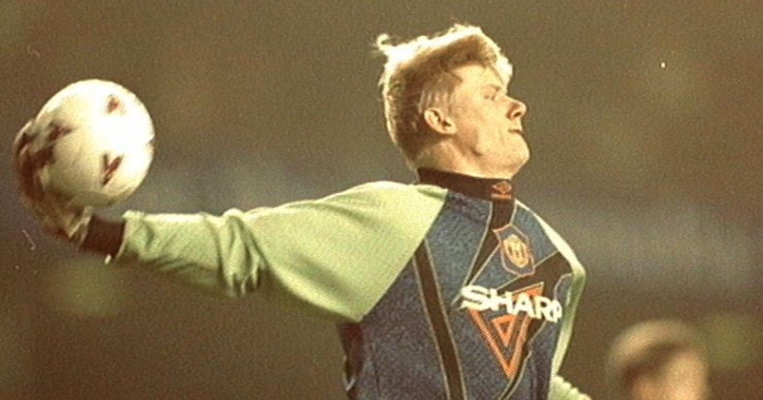 MU đã thấy “Peter Schmeichel đệ nhị”: Kinh ngạc “tuyệt kỹ” của Dean Henderson - 3