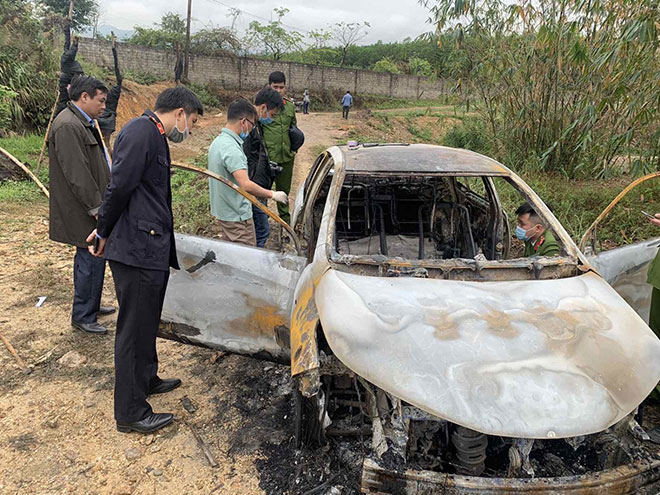 Xe ô tô của anh Lê Ngọc Sơn bị đối tượng Trần Văn Bảo đốt cháy