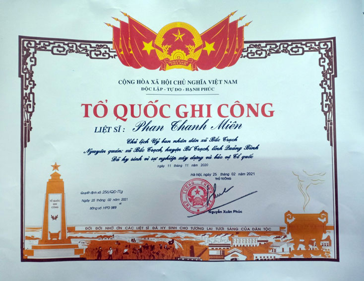 Liệt sĩ Phan Thanh Miên được cấp bằng “Tổ quốc ghi công”. Ảnh Báo Quảng Bình.